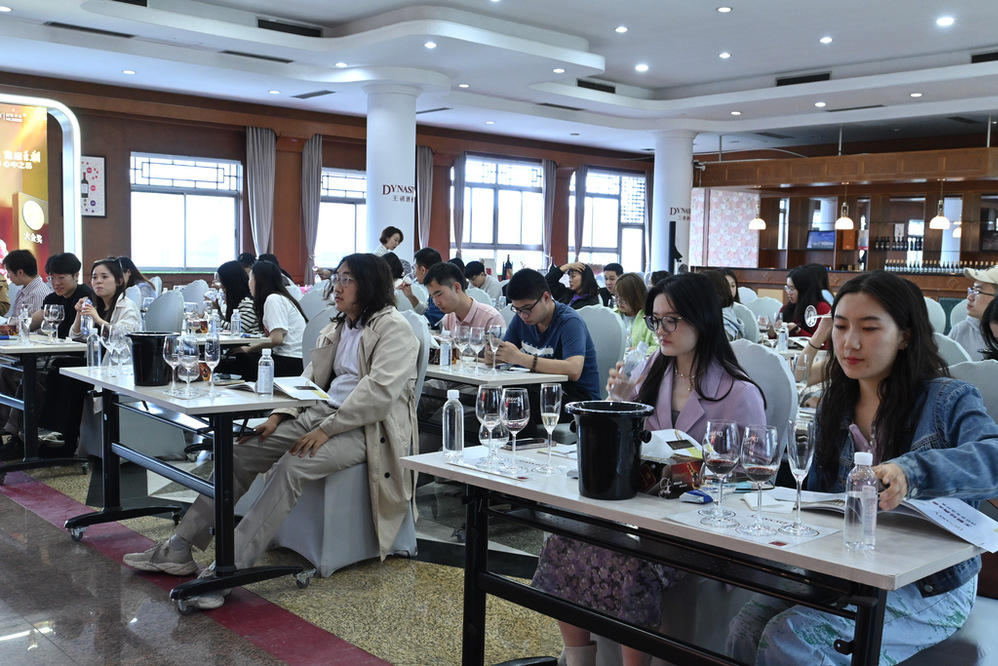 44361dab-97fa-4834-aadc-65041546ccc0