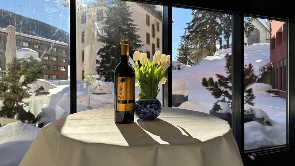 fb787e6a-e064-4c4f-b97a-93da5d829f98